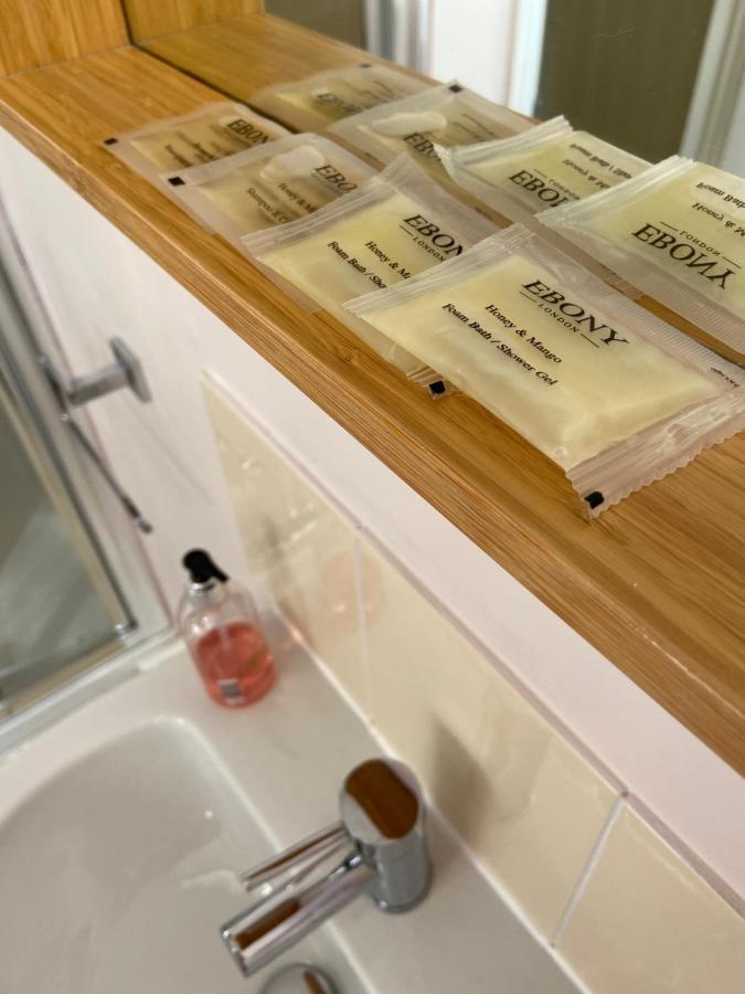 布里斯托 The Ashton Gate Mews酒店 外观 照片